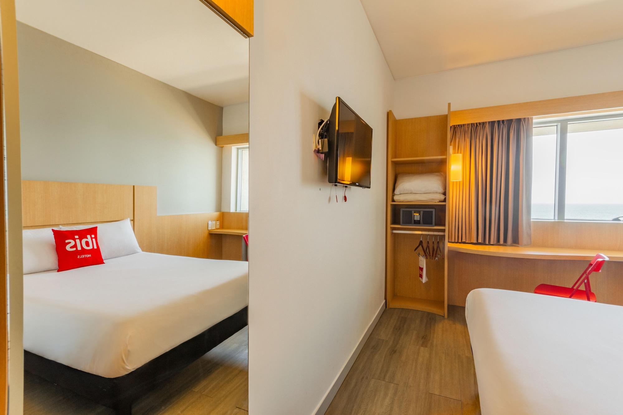 Отель Ibis Cartagena Marbella Экстерьер фото