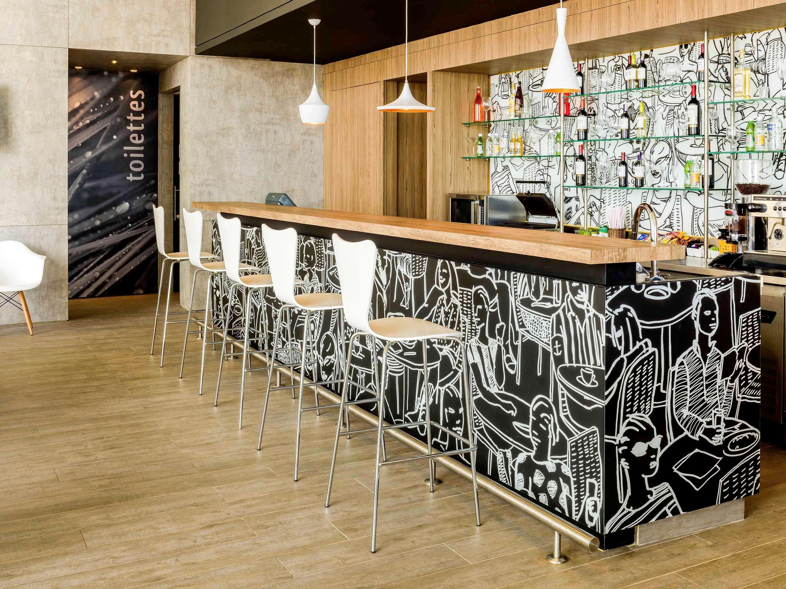 Отель Ibis Cartagena Marbella Экстерьер фото
