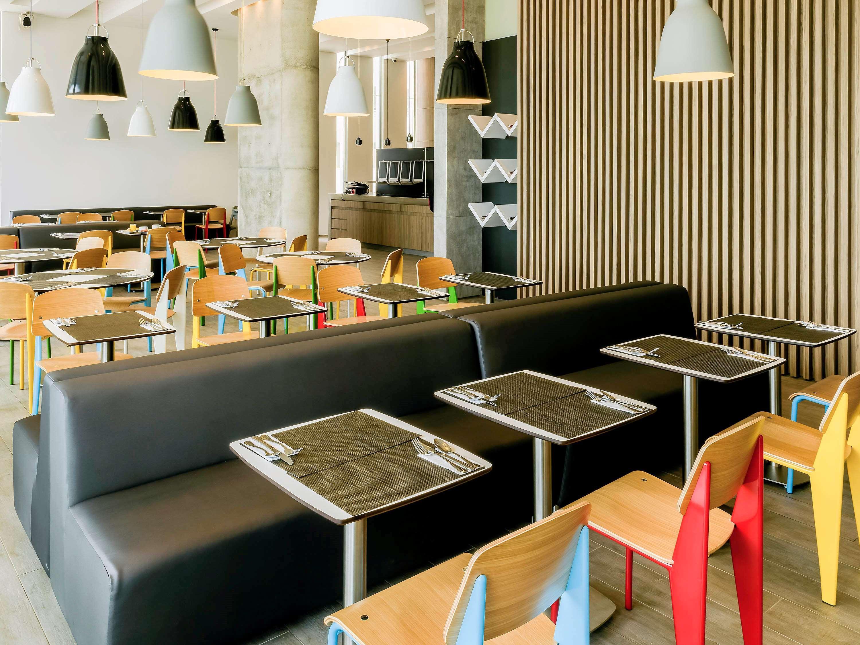 Отель Ibis Cartagena Marbella Экстерьер фото