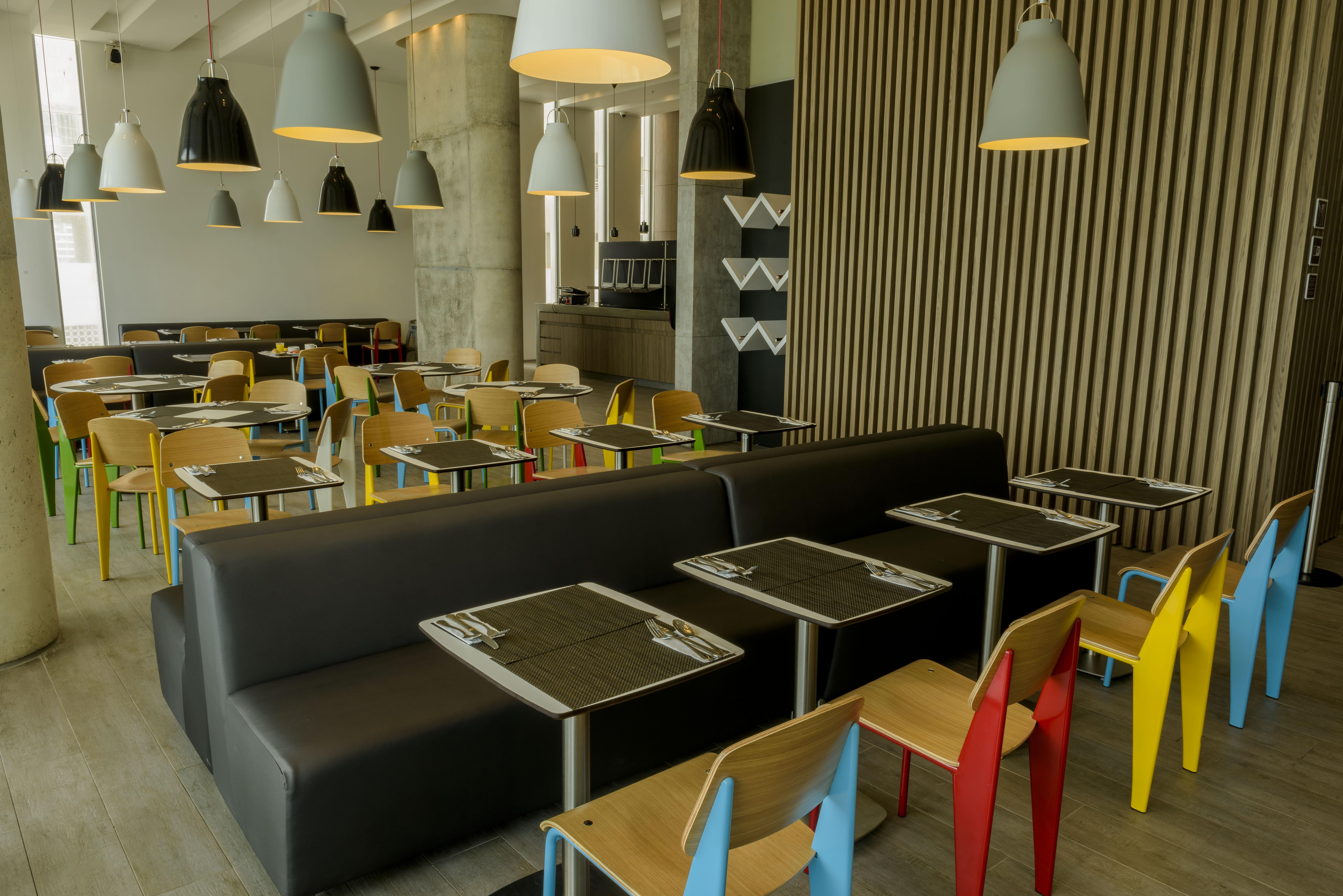 Отель Ibis Cartagena Marbella Экстерьер фото
